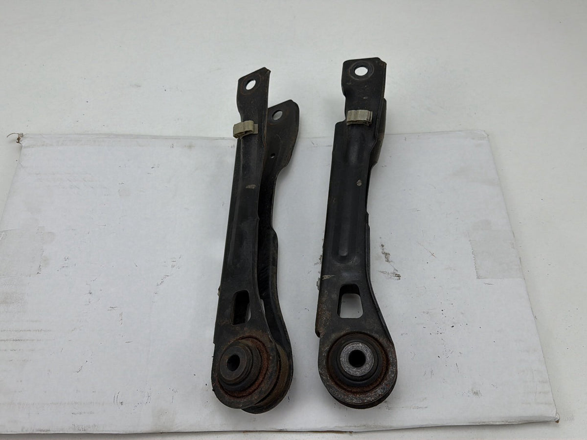 2014 BMW X1 E84 SUV Right Rear Lower Control Arm 20343410 OEM
