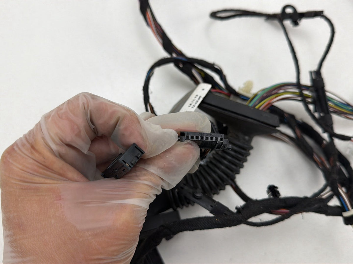 2014-2015 BMW X1 E84 Door Wire Connector 540617-10 OEM