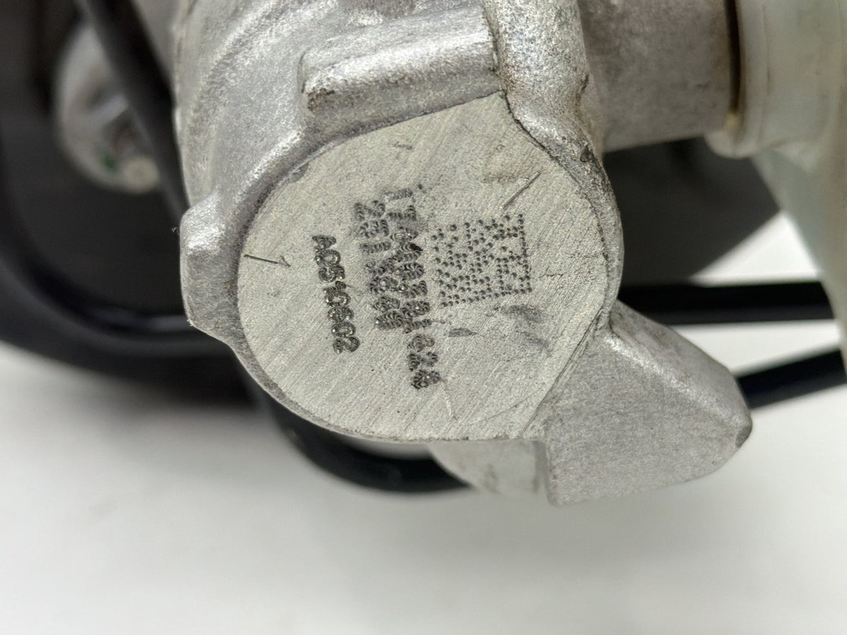 2014-2020 Maserati Ghibli III M157 Brake Booster Master Cylinder Reservoir OEM
