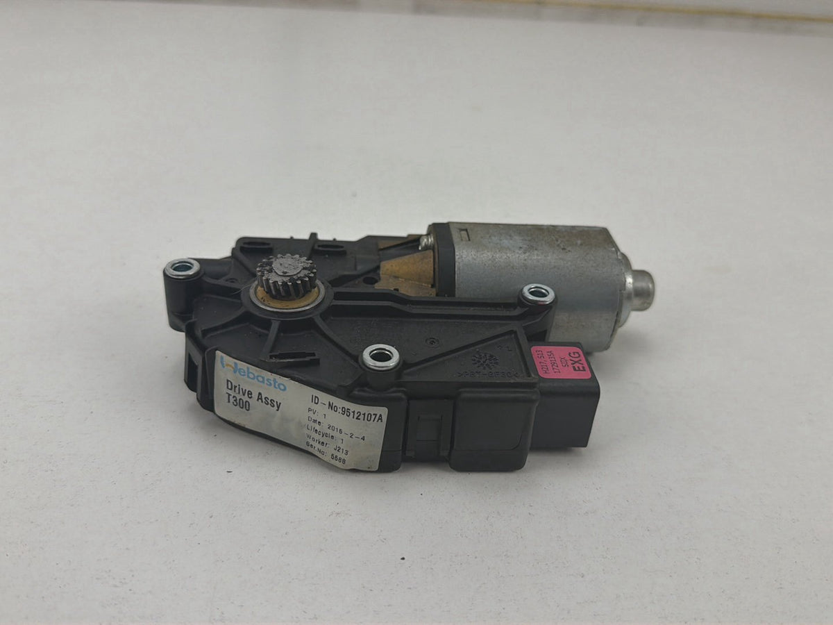 2013-2016 Chevrolet Sonic RS Turbo Front Roof Electric Sunroof Motor OEM