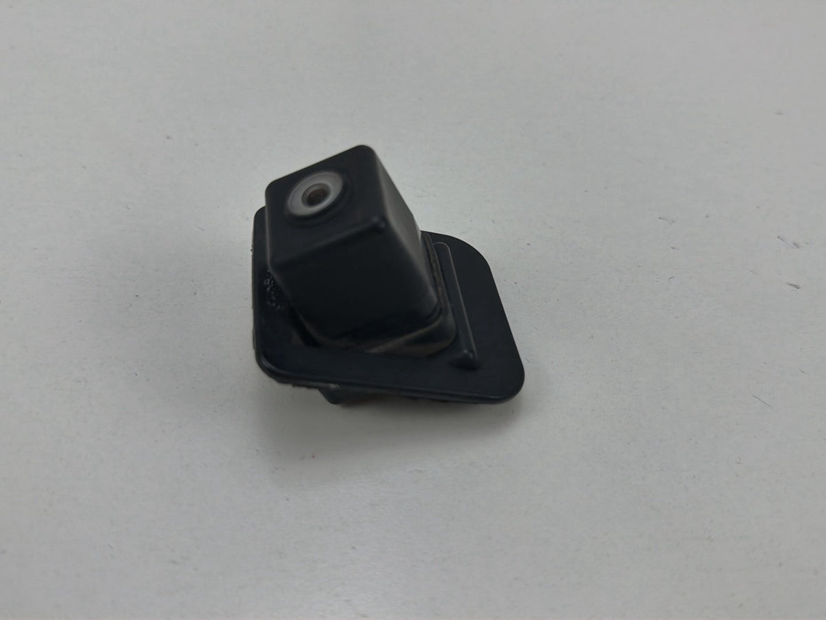 2007-2013 Mercedes-Benz S-Class 550 W221 Rear Camera OEM
