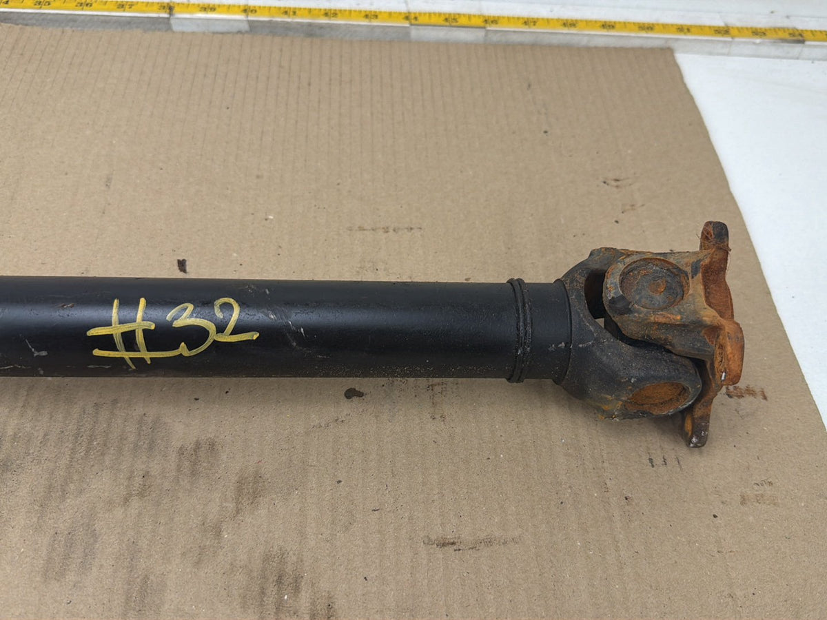 2012-2016 BMW 528i F10 AWD Automatic Front Drive Line Shaft OEM