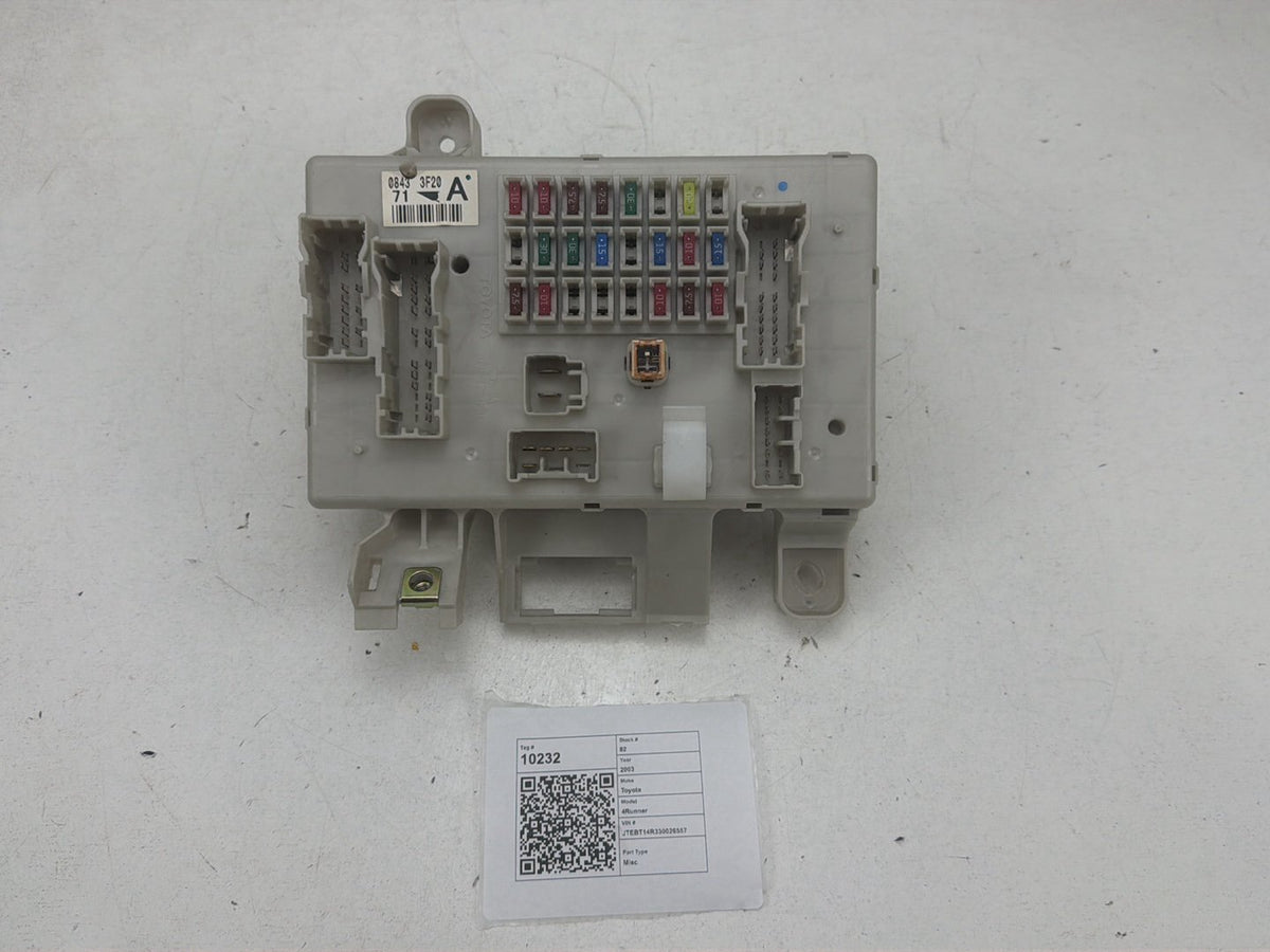 2003-2009 Toyota 4Runner Interior Cabin Fuse Relay Box Module 81980-50030 OEM