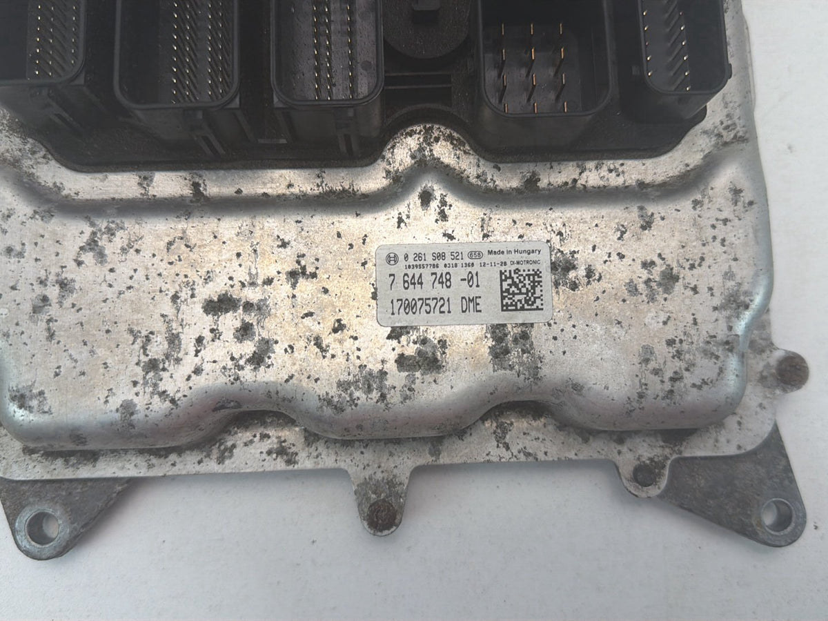 2012-2013 BMW 528i F10 Engine Control Module Unit Computer OEM