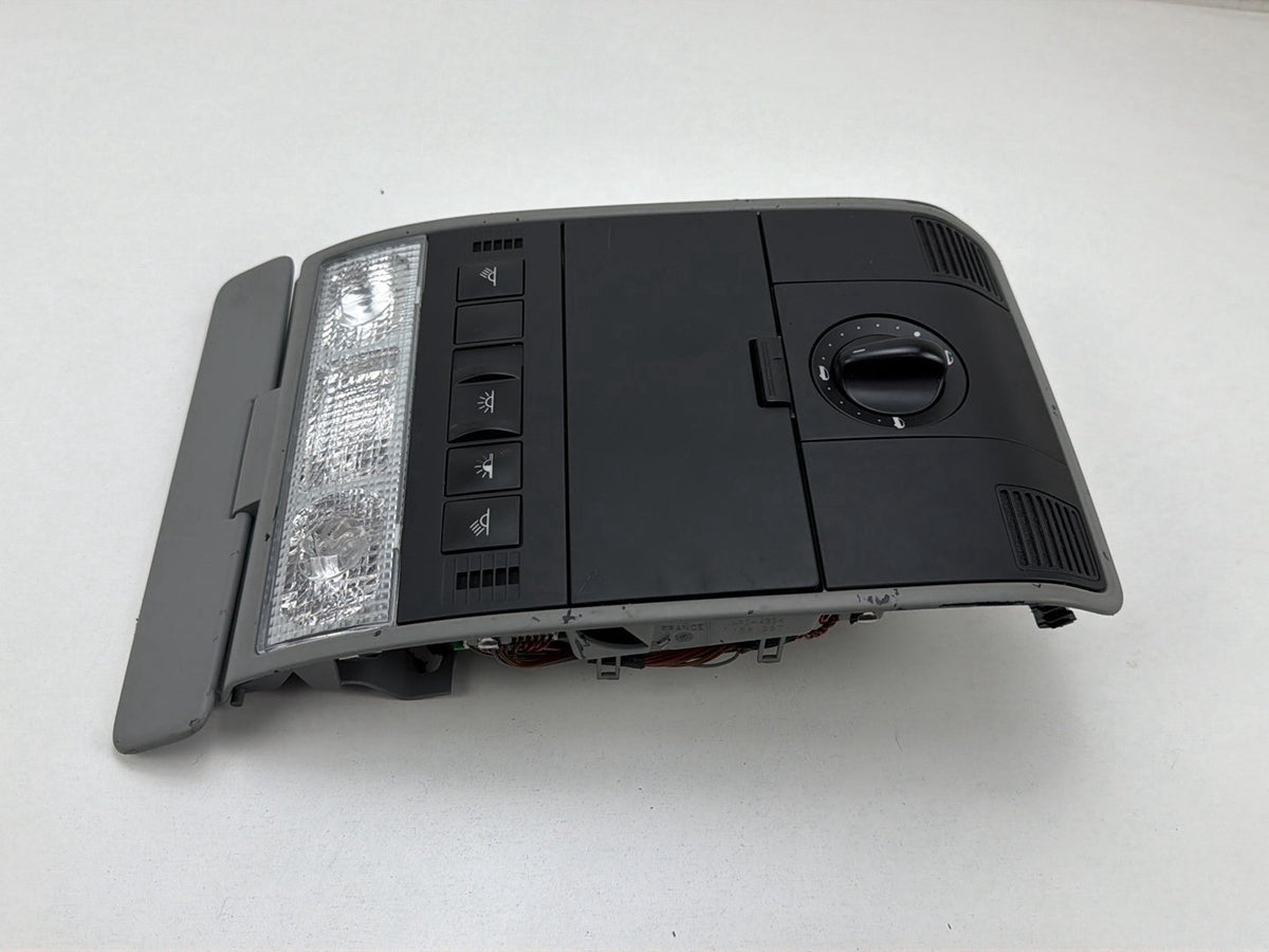 2003-2006 Porsche Cayenne Overhead Console Dome Light Roof Switch 7L5951171 OEM