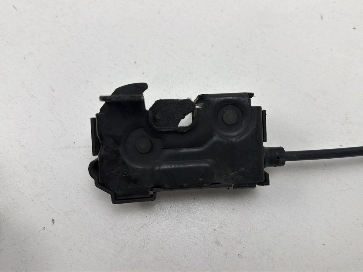 2010-2013 Mercedes-Benz E-Class-Left & Right Bonnet Latch Lock Set OEM