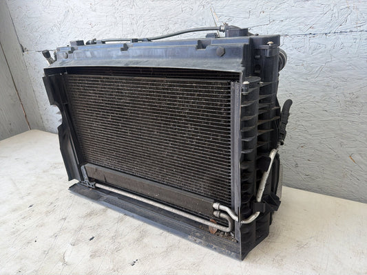 2008-2010 BMW 528i E60 Radiator A/C Condenser & Cooling Fan Assembly 157K OEM