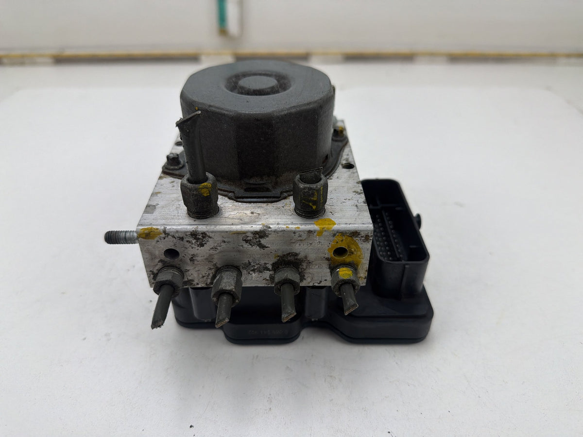 2014-2015 Nissan Sentra ABS Anti-Lock Brake Pump 0265956096 OEM