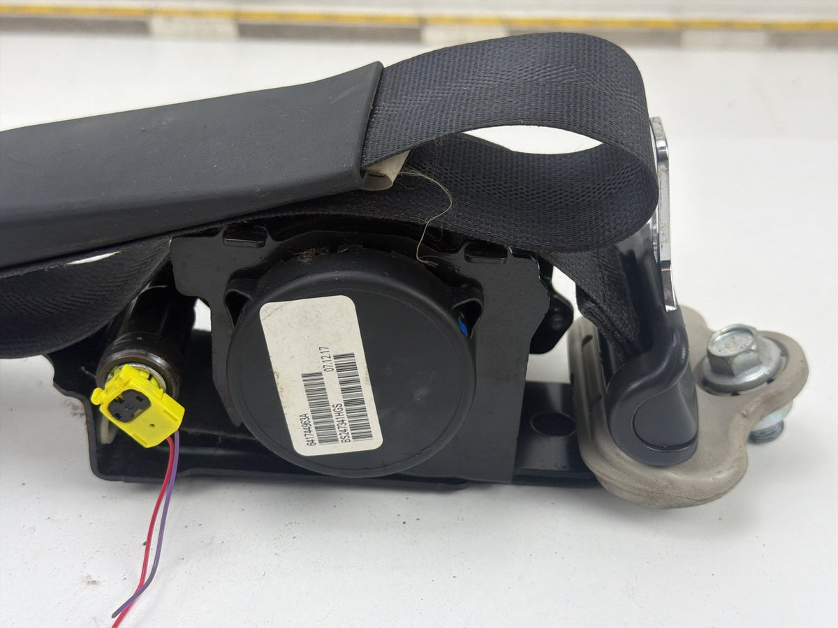 2016-2019 Nissan Sentra Front Left Driver Side Seat Belt 641744963A OEM