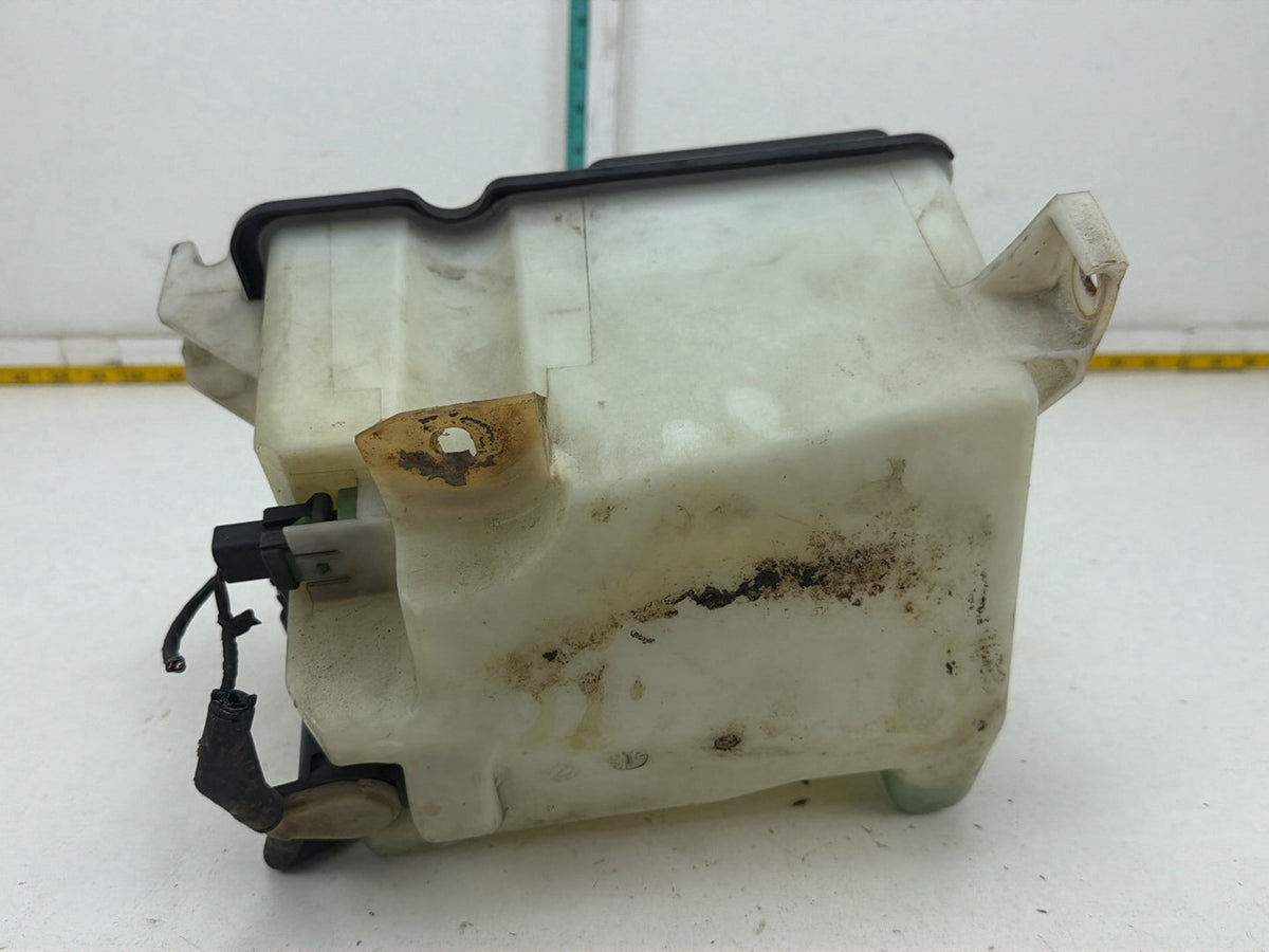 2003-2006 Lincoln Navigator Washer Fluid Reservoir Tank OEM