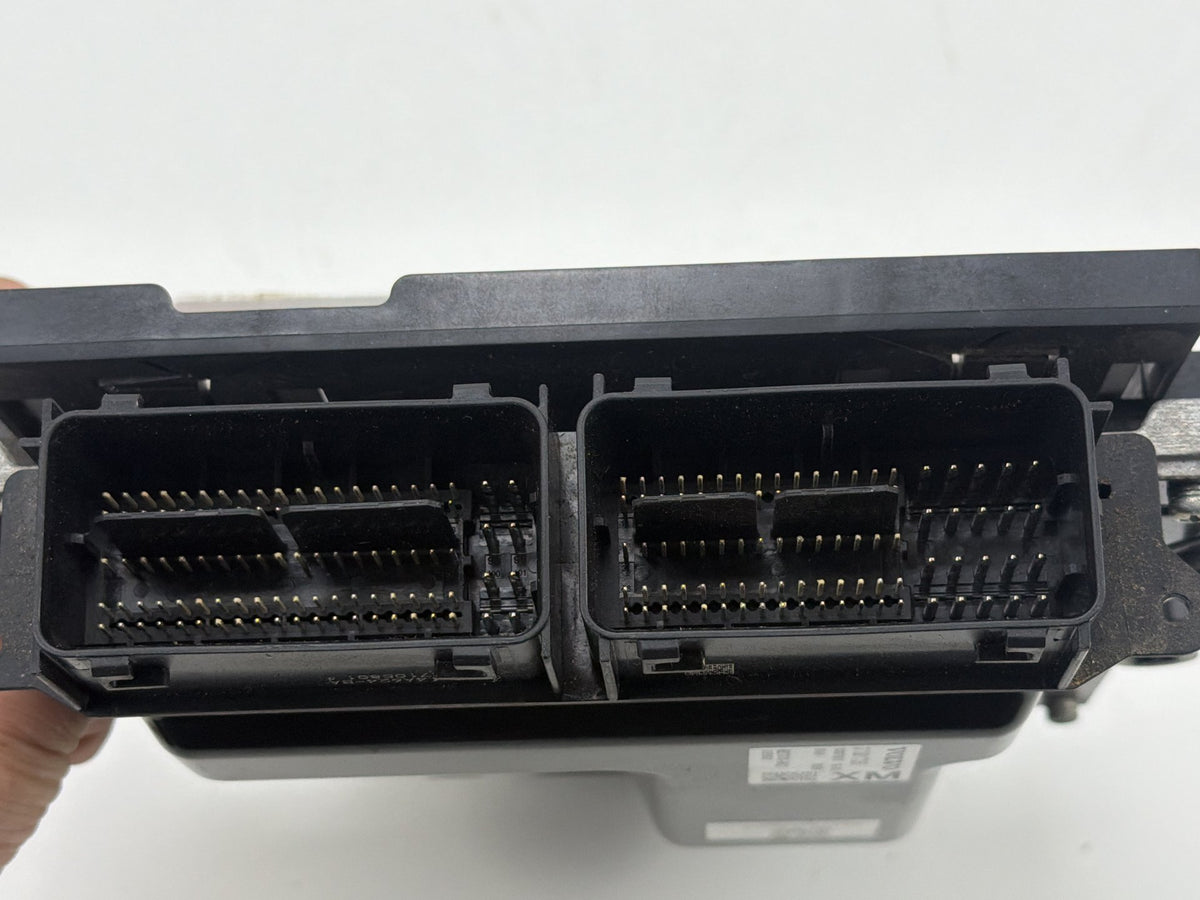 2014-2019 Volvo S60 - Engine Computer Control Module 31361735 OEM
