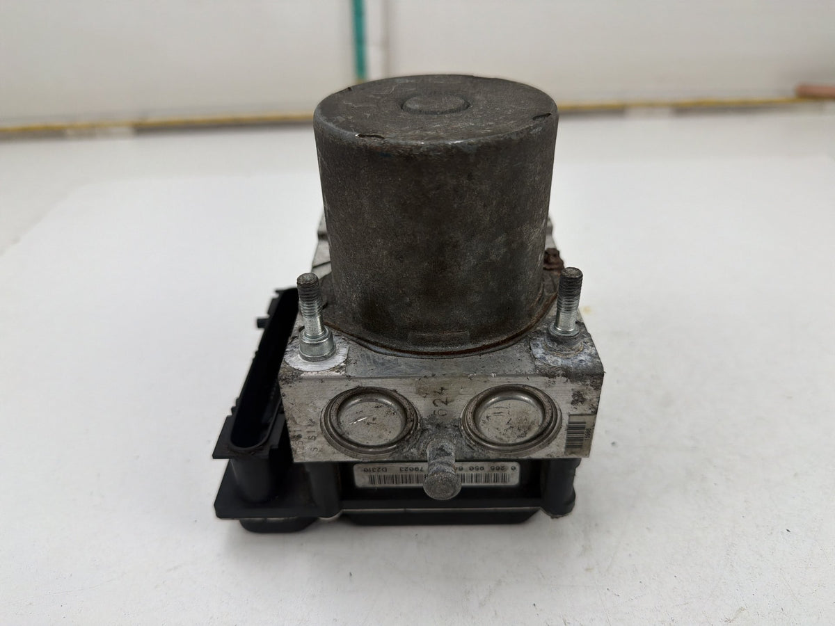 2007-2008 Honda CR-V Anti-Lock Brake ABS Pump Control Module 57110SWAA010M1 OEM
