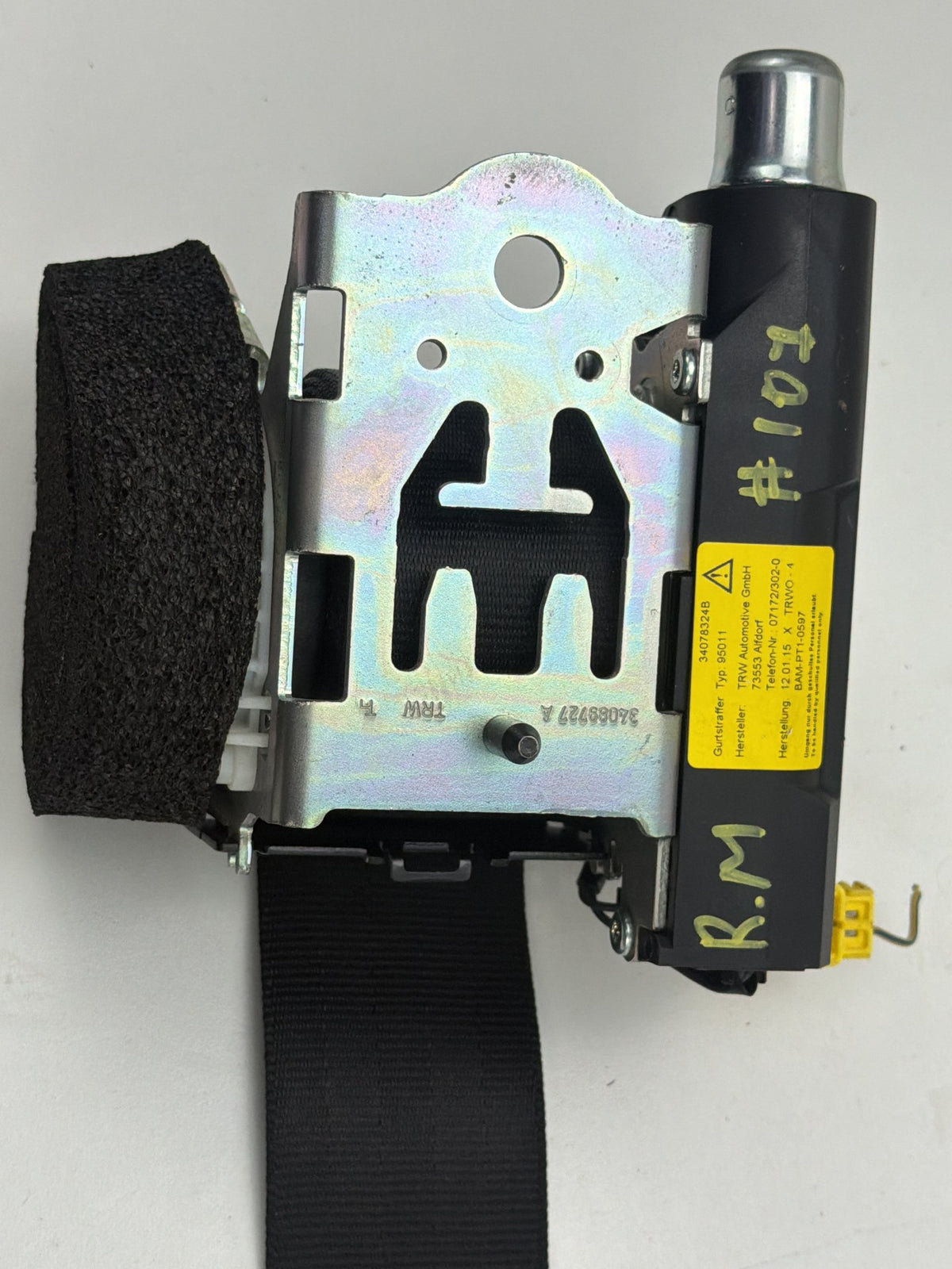 2011-2018 Volvo S60 Rear Middle Seat Belt Retractor Pretensioner 39822961 OEM