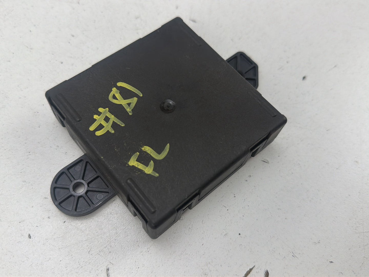 2014-2017 Maserati Ghibli Front Left Side Door Control Module Brain Unit OEM