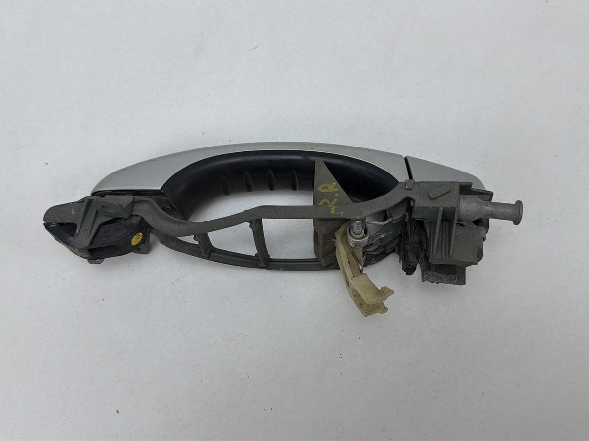 2004 Porsche Cayenne 9PA SUV Right Rear Exterior Door Handle 7L0839886 OEM