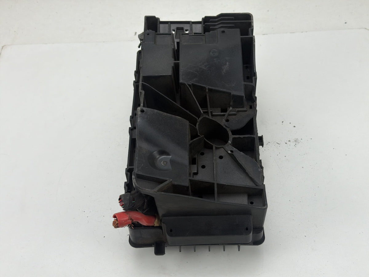2013-2016 Buick Verano Engine Bay Fuse Box Block 812461952 OEM