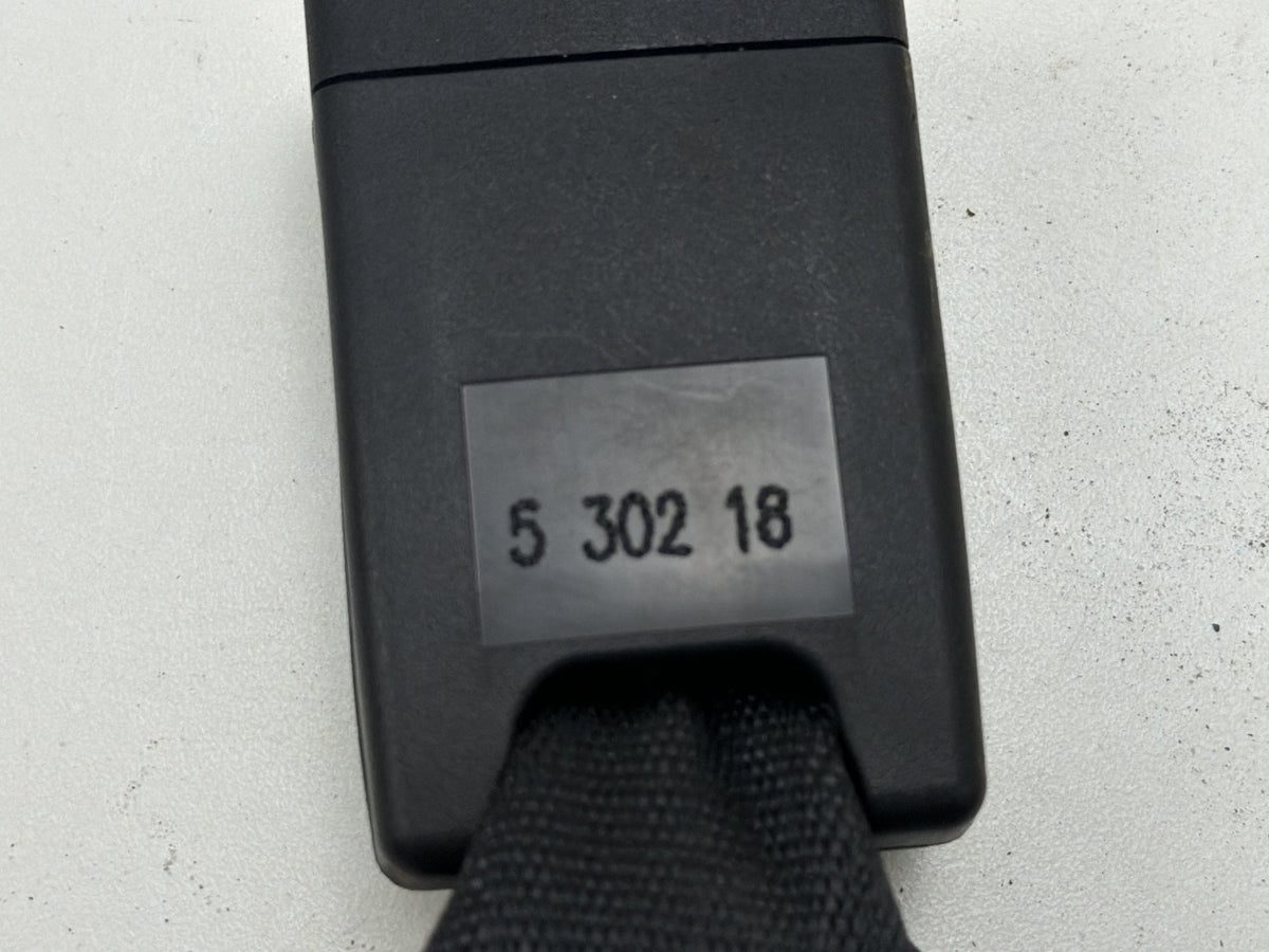 2016-2022 Chevrolet Malibu Rear Center Seat Belt Retractor Assembly OEM