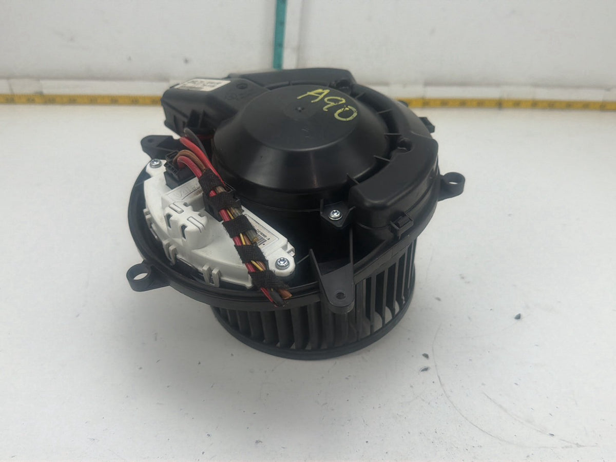 2012-2015 Mercedes-Benz ML550 Front HVAC Heater Blower Motor Fan T1015113G OEM