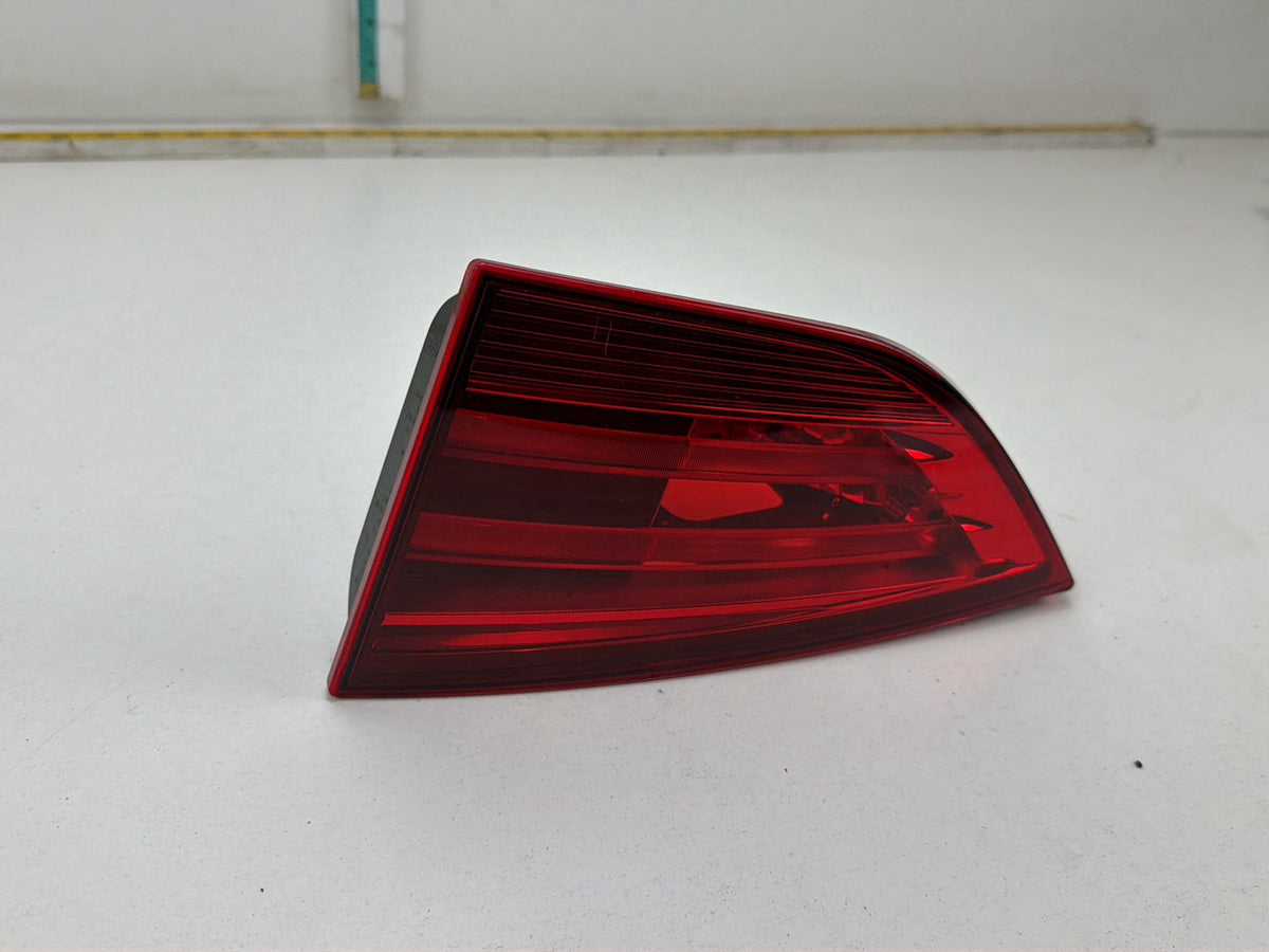 2014 BMW X1 E84 SUV Right Rear Taillight Decklid/Tailgate 03426500 OEM