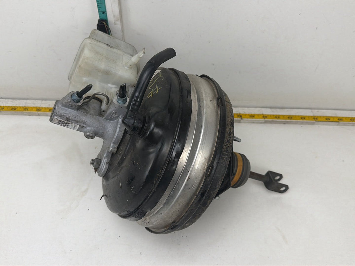 2012-2016 BMW 528i Power Brake Booster Master Cylinder w/ Reservoir 6796726 OEM