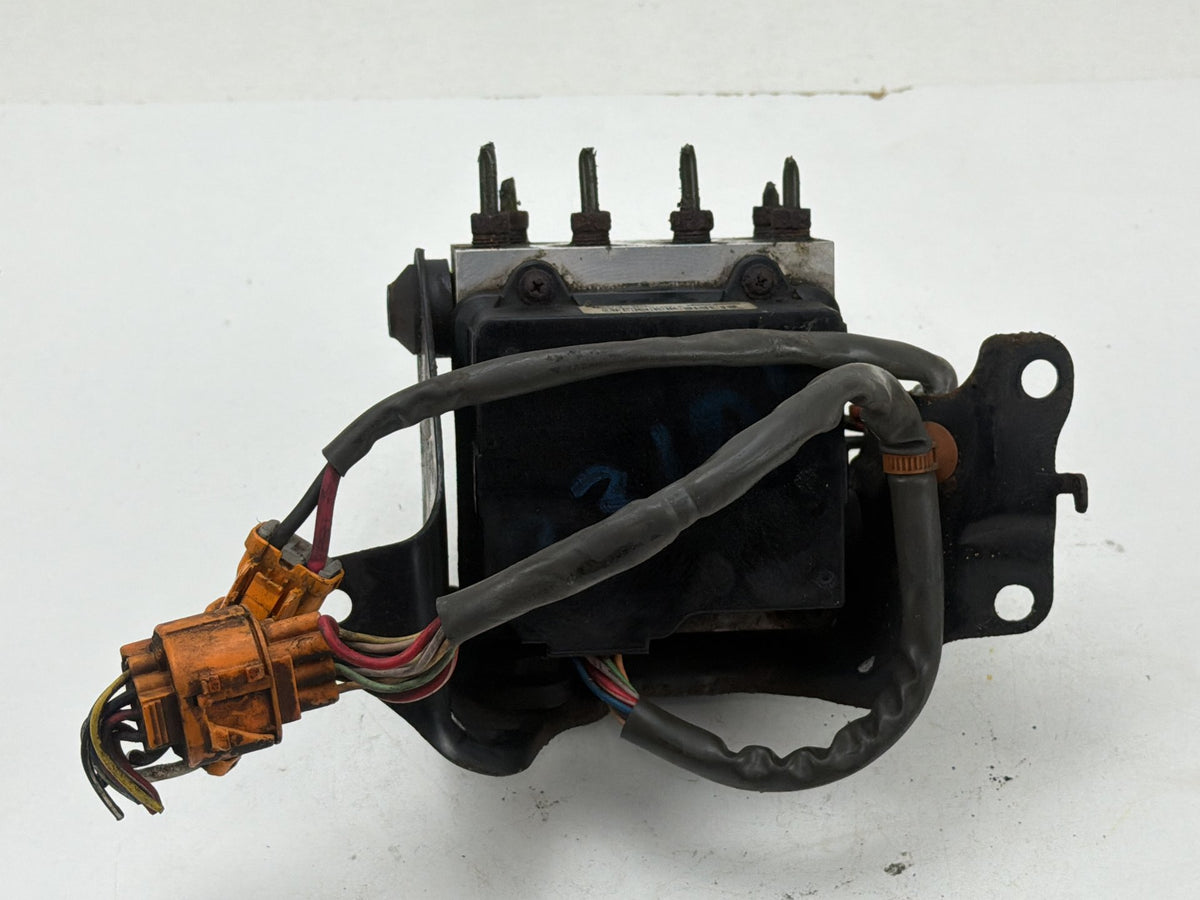 1996-2001 Honda CR-V ABS Pump Anti-Lock Brake Module Q003T05777 OEM