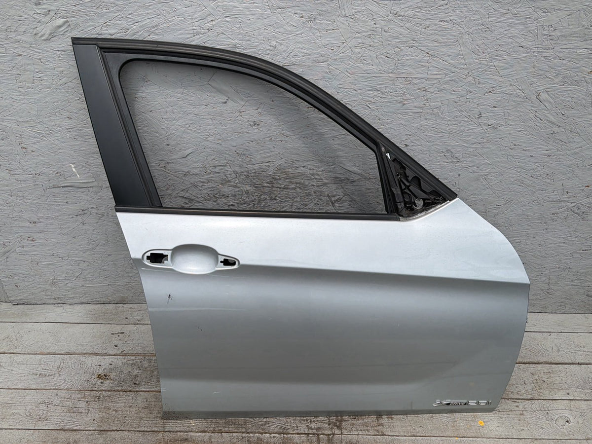 2014 BMW X1 E84 SUV Right Front Door OEM