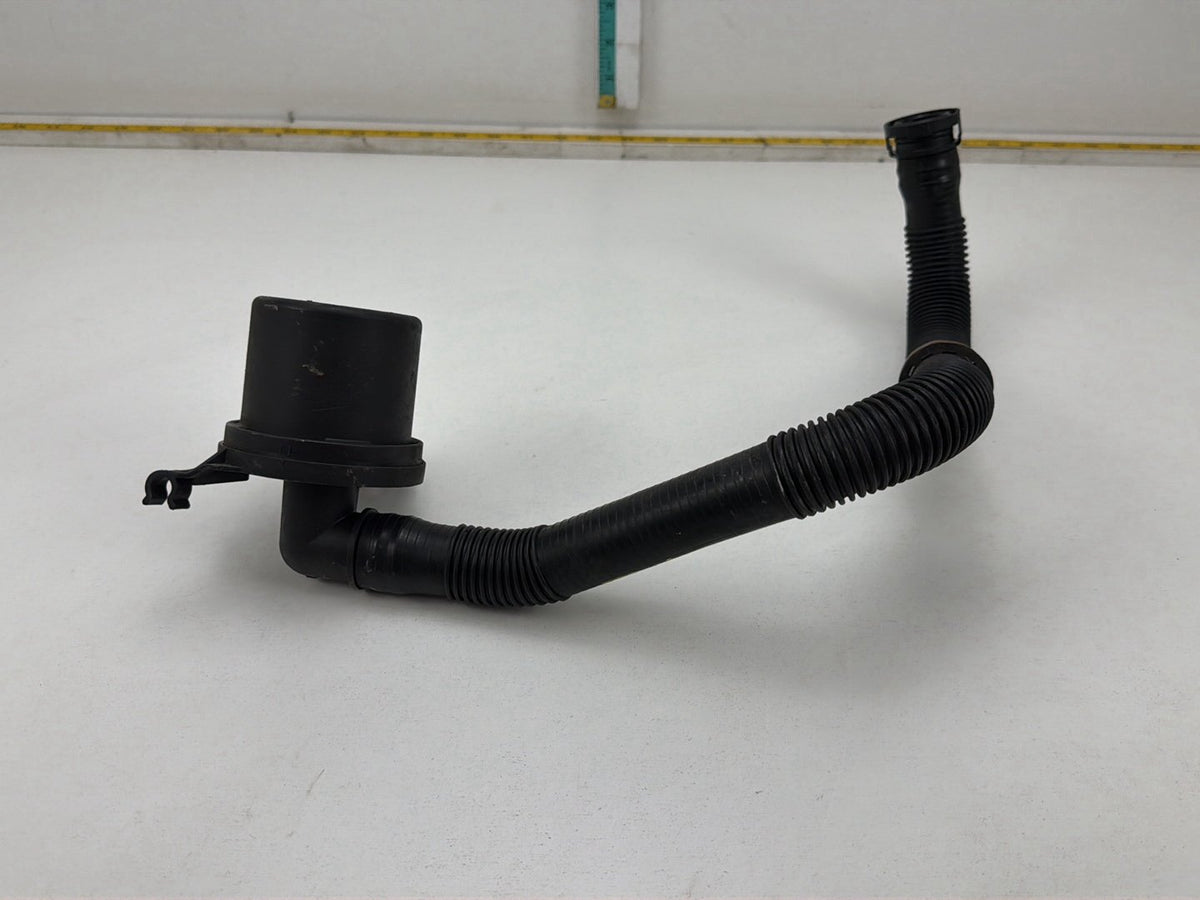 2003-2006 Porsche Cayenne Secondary Air Injection Smog Pump Hose OEM