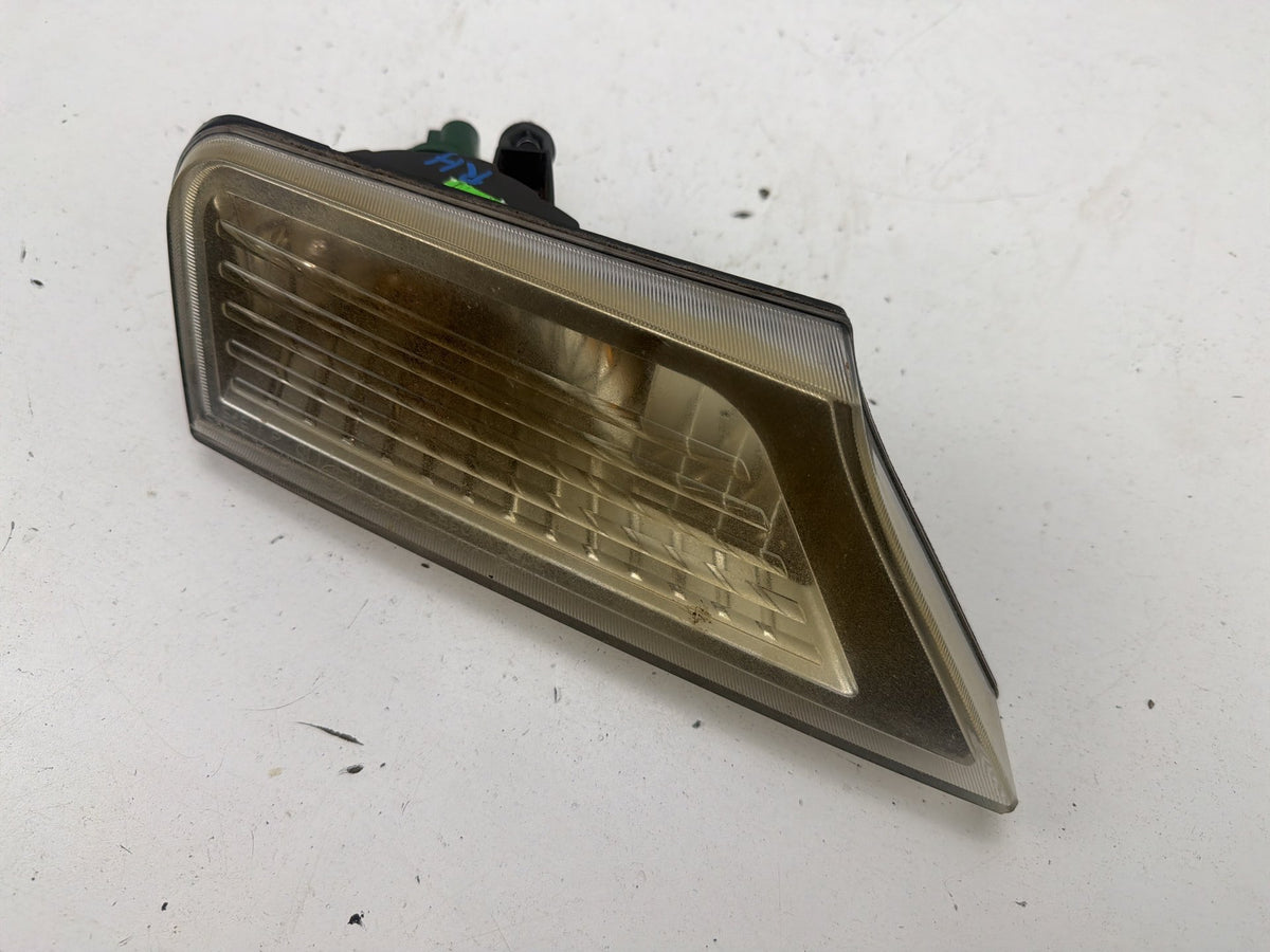 2008-2012 Jeep Liberty Front Right Passenger Side Park Turn Signal Light OEM