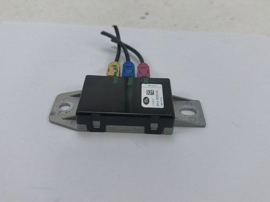 2017-2023 Jaguar F-Pace Radio Antenna Amplifier Control Module Unit OEM
