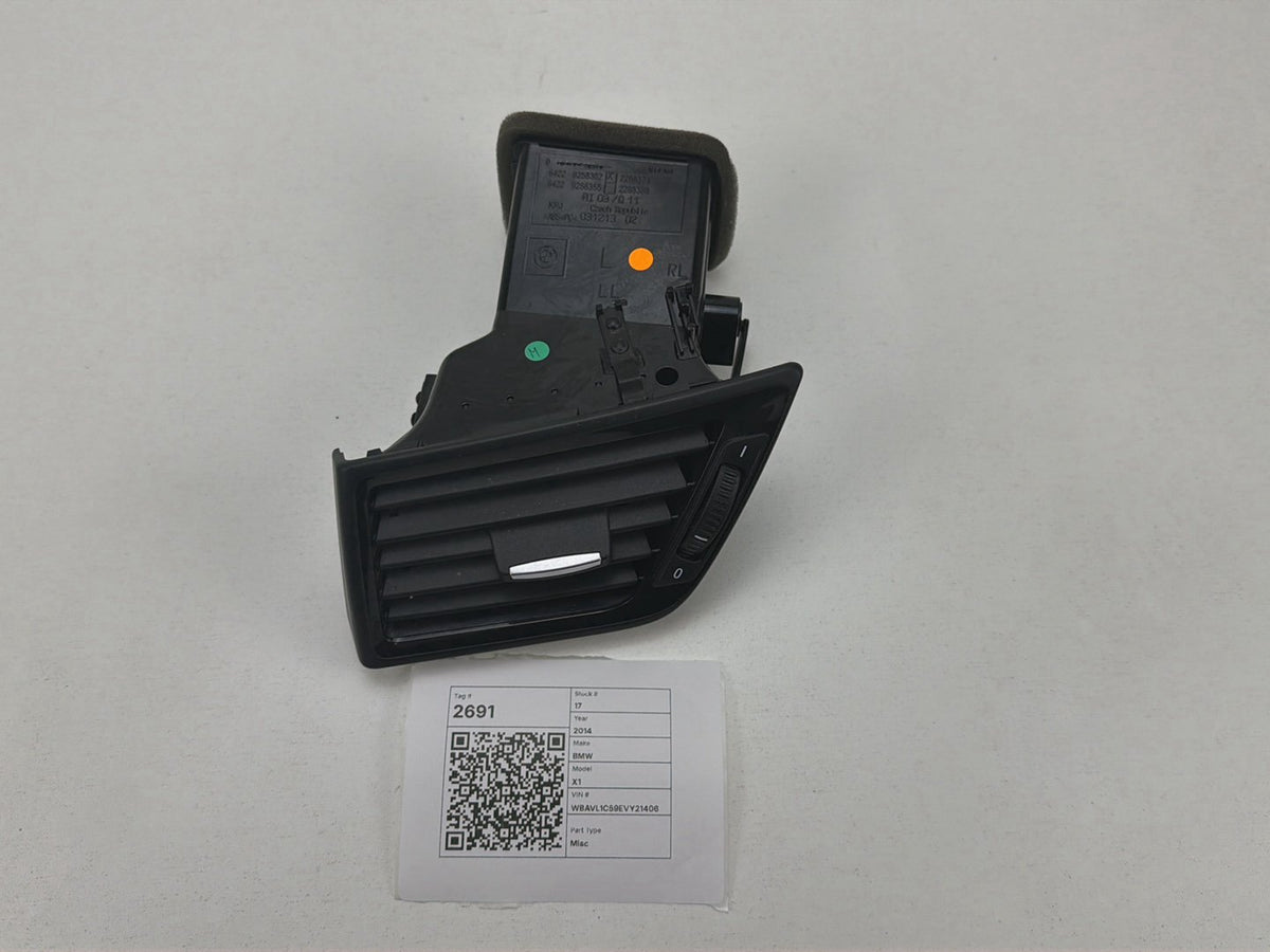 2013-2014 BMW X1 E84 SUV Air Vent 9258362 OEM