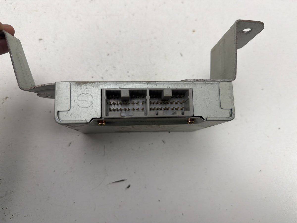 2002 Infiniti I35 Transmission Control Module TCM 31036 5Y700 OEM