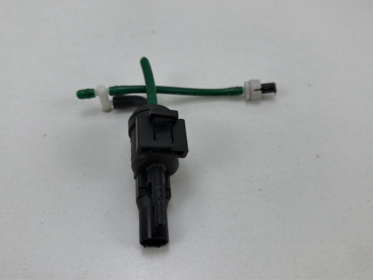 2007-2013 Mercedes-Benz S-Class W221 EGR Change Over Vacuum Solenoid Valve OEM