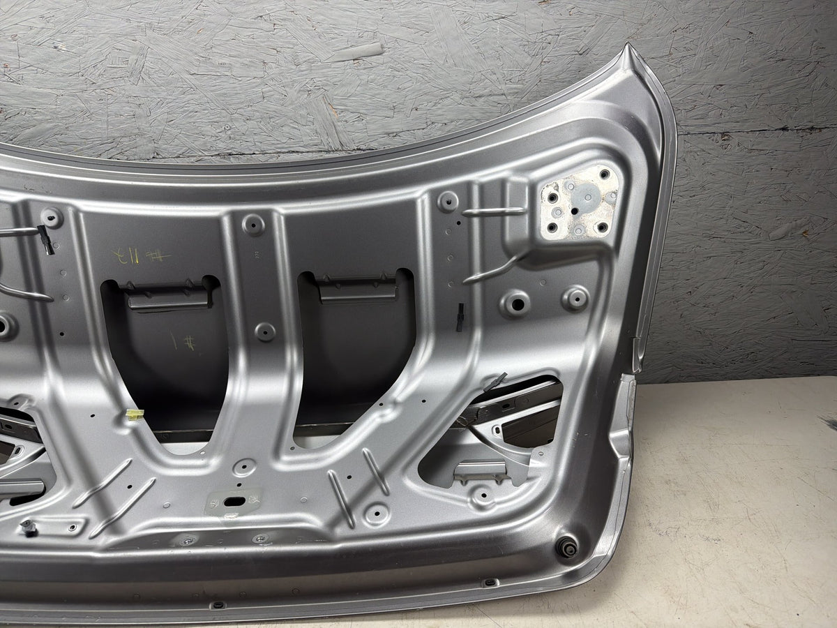 2014-2020 Maserati Quattroporte VI M156 Rear Trunk Lid Deck Lid Assembly OEM