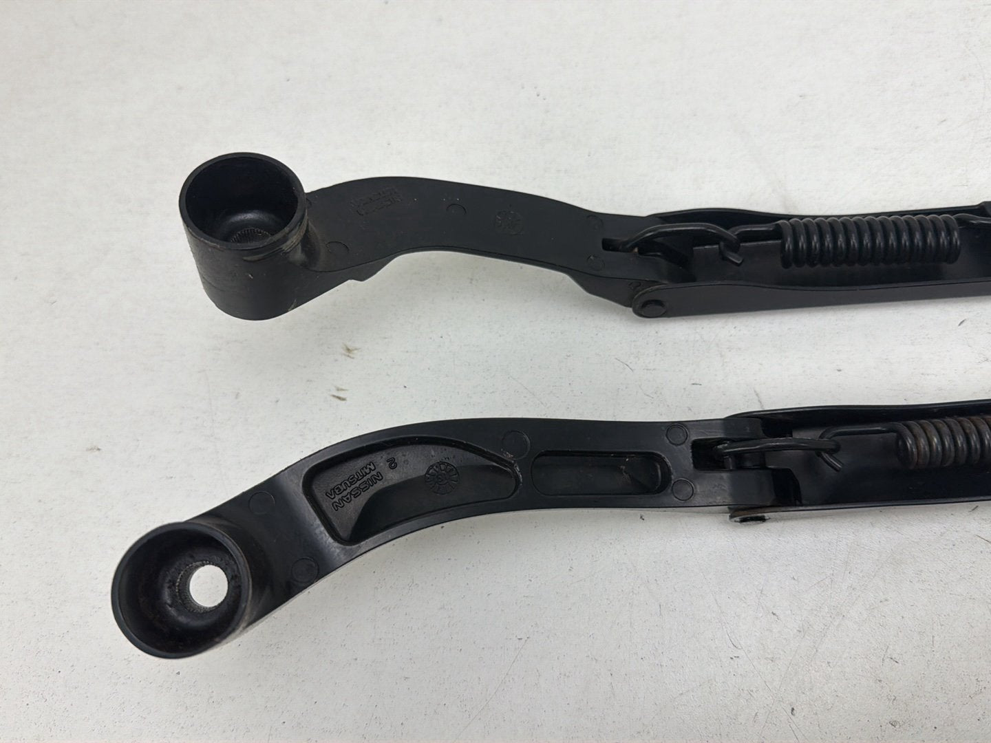 2014-2023 Infiniti Q50 Front Windshield Wiper Arms Pair OEM
