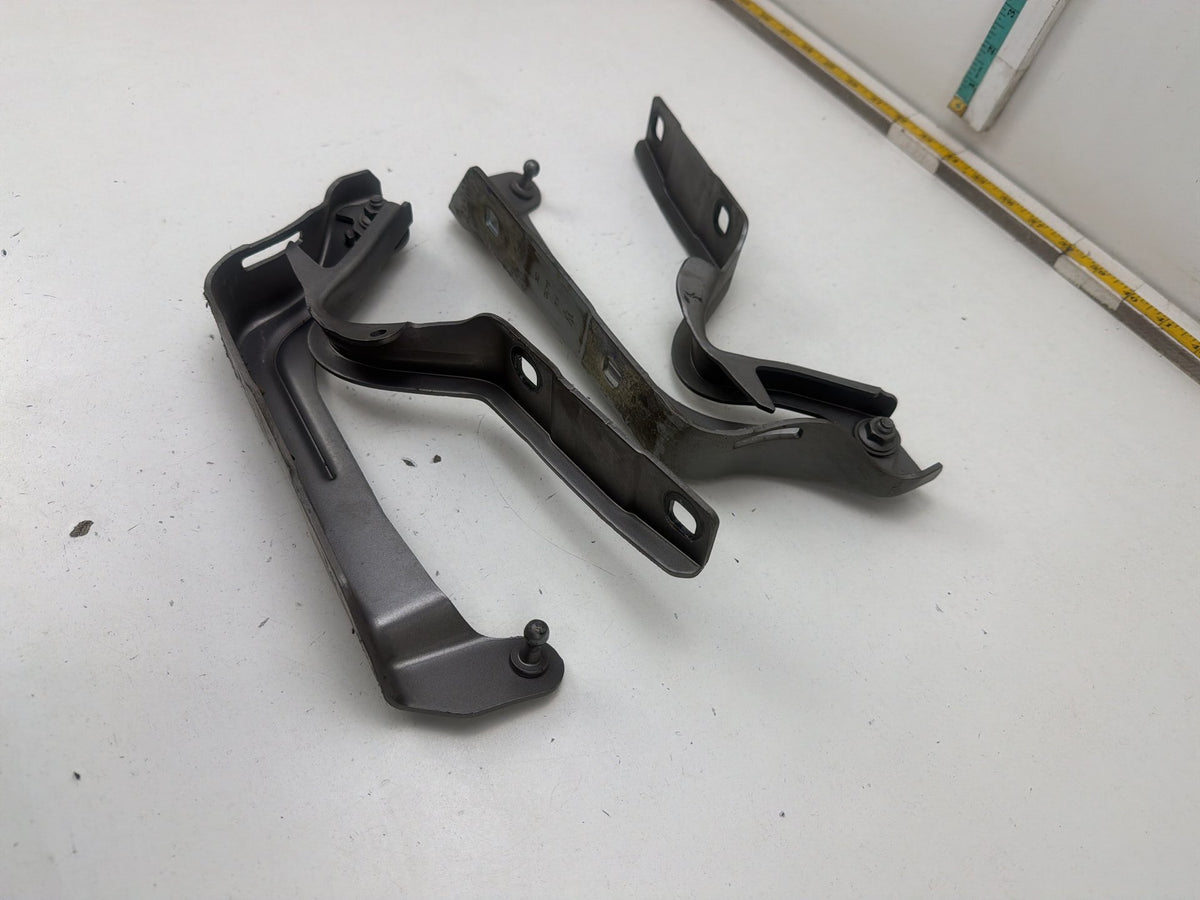 2014-2020 Maserati Quattroporte M156 Left & Right Side Hood Hinge Set of 2 OEM
