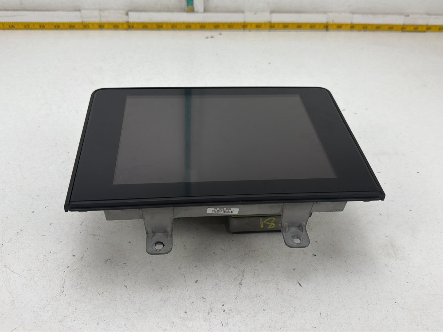 2014-2017 Maserati Ghibli Dash Navigation Info Display Screen 670104486 OEM