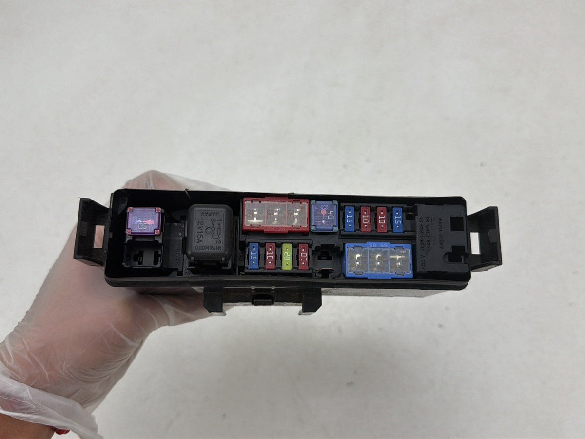 2011-2013 Infiniti G37-Fuse Box Relay Module 24381 7990A OEM