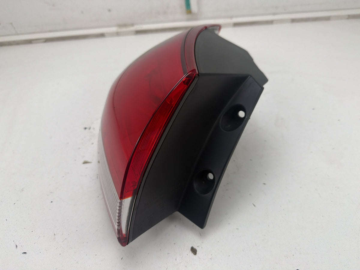 2014-2016 Kia Forte Rear Left Driver Side Outer Tail Light Lamp Assembly OEM