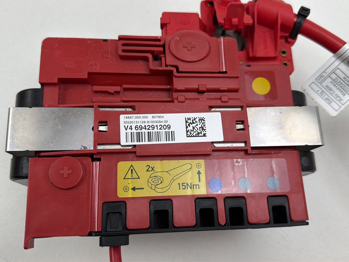 2012-2014 BMW X1 E84 Power Distribution Fuse Box 106887 10 OEM