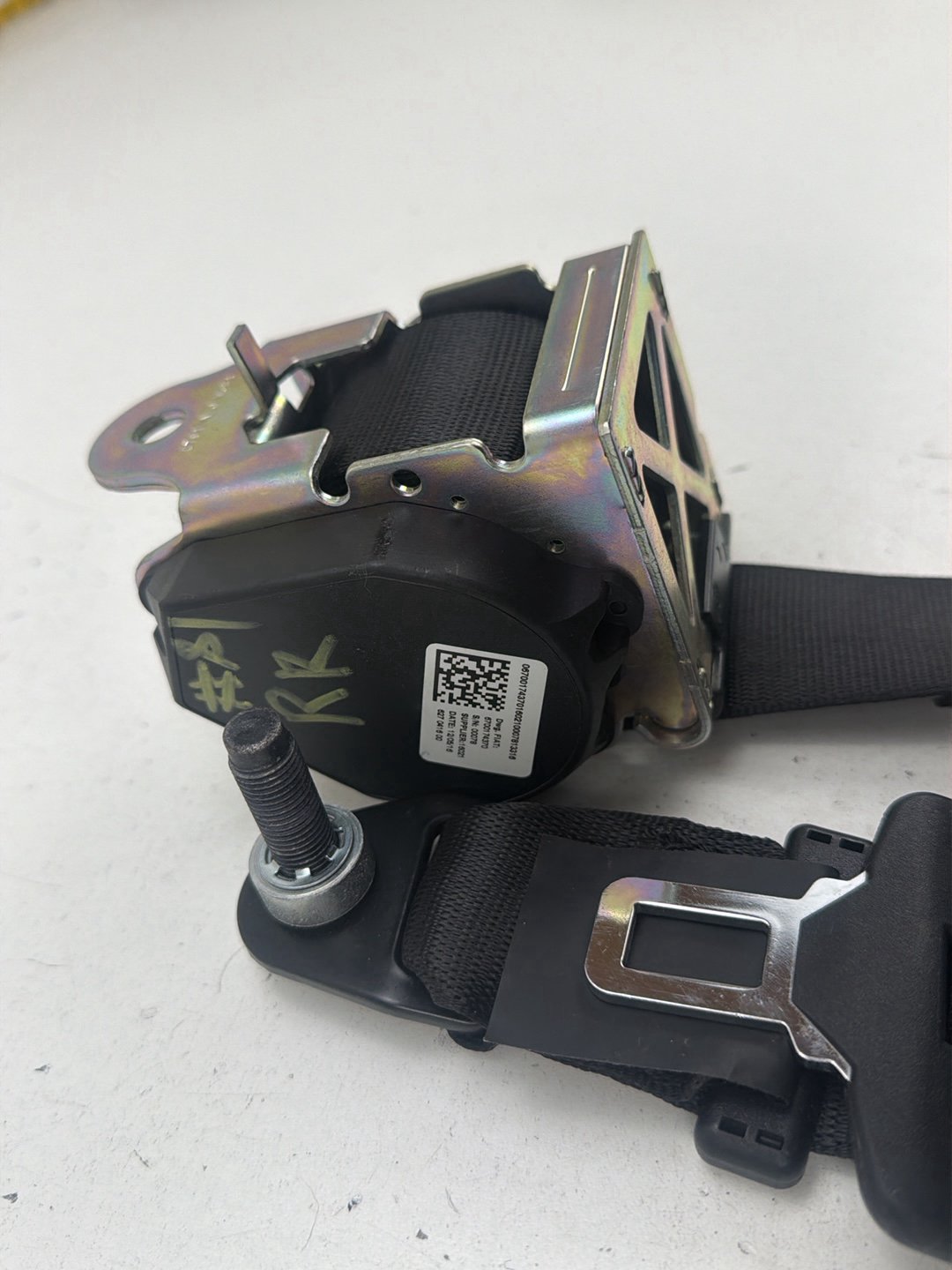 2014-2017 Maserati Ghibli Rear Right Passenger Side Seat Belt Retractor OEM