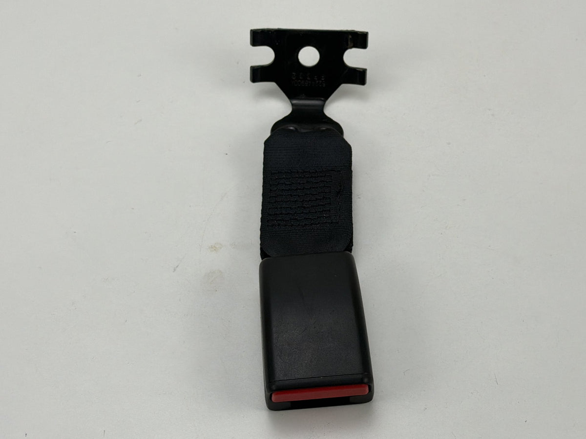 2014-2021 Maserati Quattroporte M156 Rear Center Seat Belt Buckle 6700125140 OEM