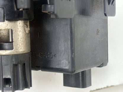 2005-2007 Ford F-250 Super Duty Power Point Outlet Switch F81B-14B268-AE OEM