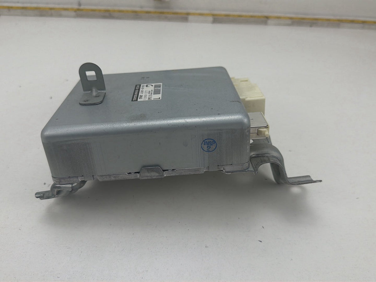 2010-2011 Toyota Prius W30- Power Steering Control Module 89650-47260 OEM