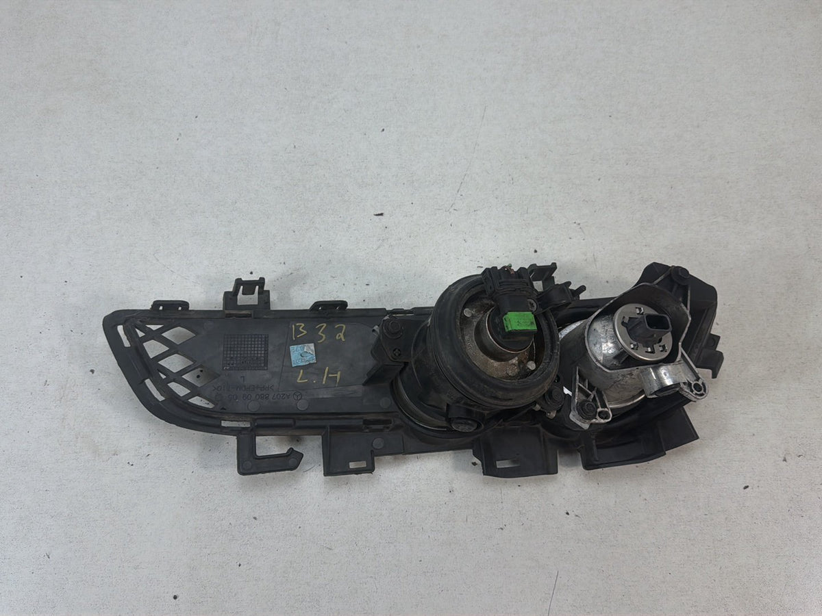 2010-2013 Mercedes-Benz E-Class Front Left Fog Light w/ Cover Assembly OEM