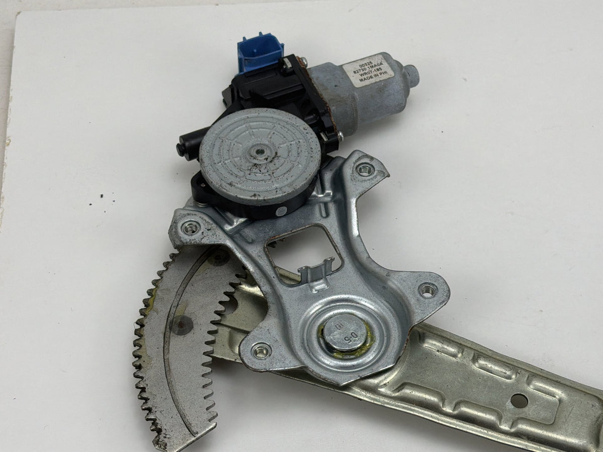 2011-2013 Infiniti QX56 Rear Right Passenger Side Window Regulator Motor OEM