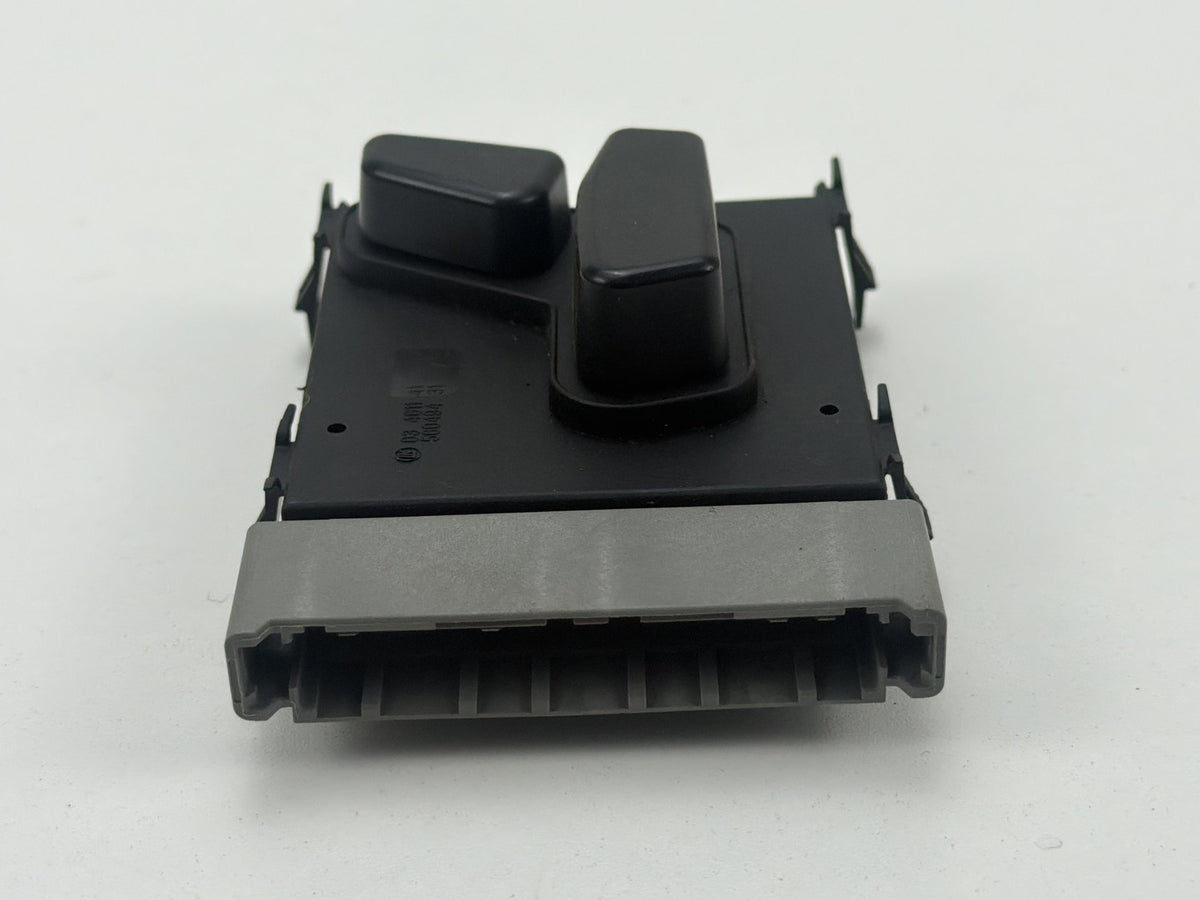 2014-2020 Maserati Quattroporte Front Left Side Seat Switch 09341104B OEM