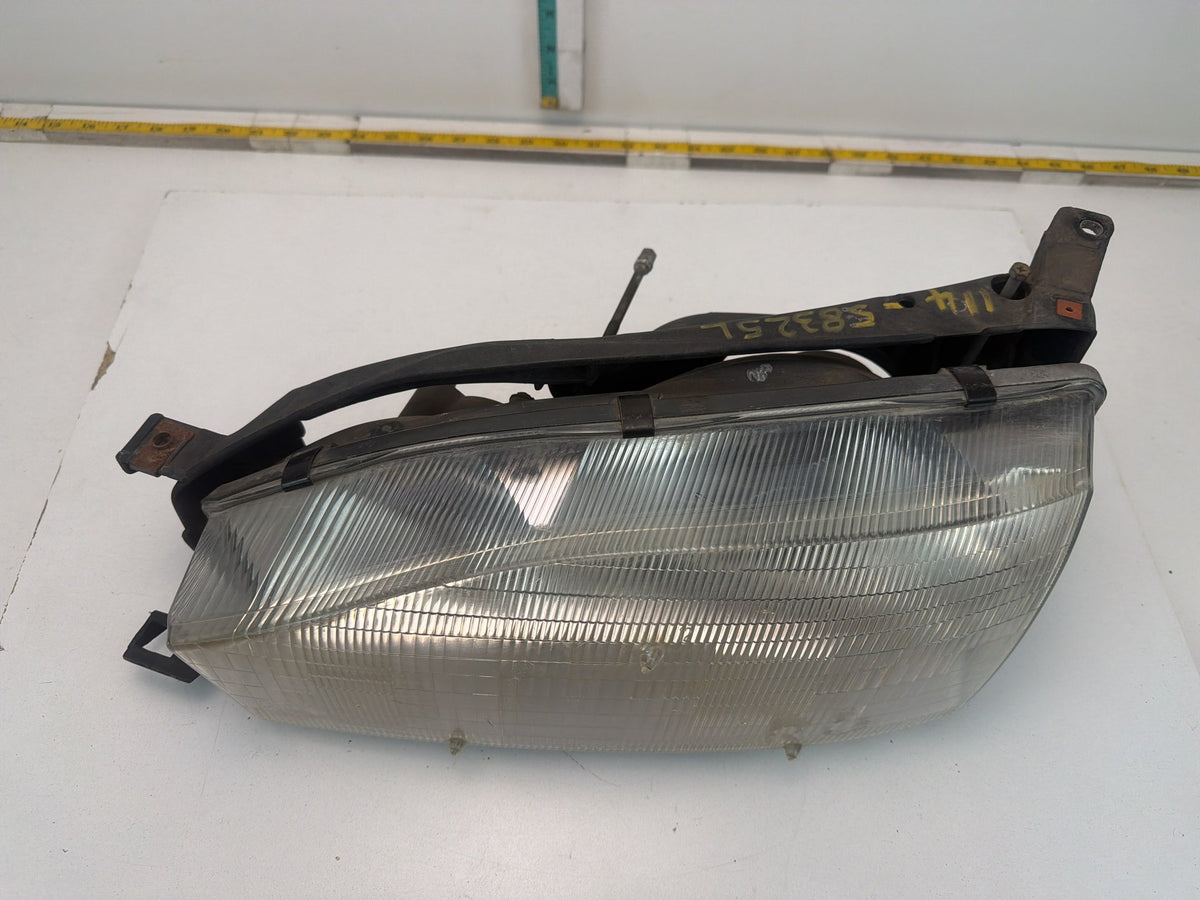 1992-1994 Toyota Camry Front Left Driver Side Headlight Assembly 8115006011 OEM