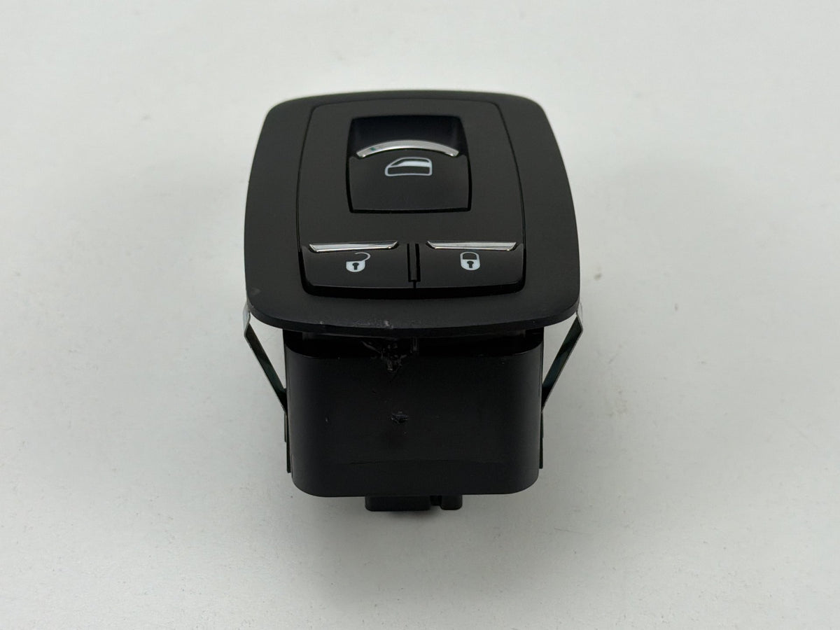 2014-2021 Maserati Quattroporte Rear Right Side Door Window Switch 670025405 OEM