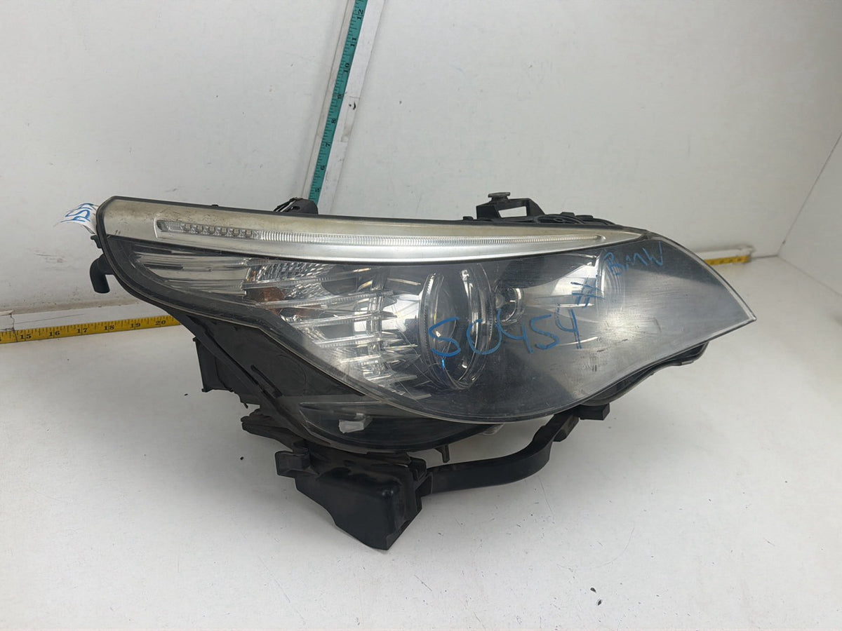 2008-2010 BMW E60 E61 5-Series Right Side Headlight Assembly 7044676-05 OEM