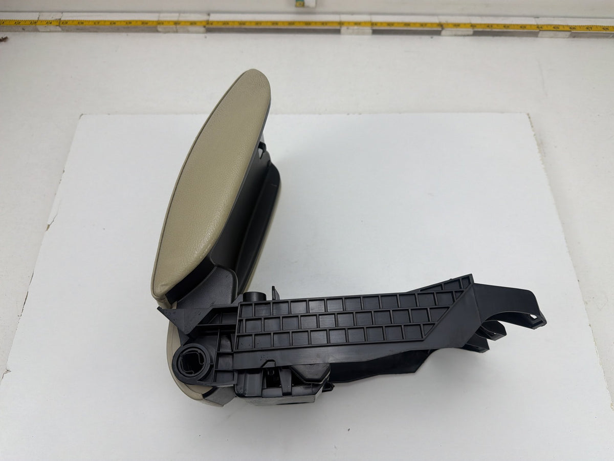 2014-2018 Volvo S60 Center Console Storage Armrest Lid Cover OEM